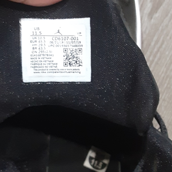 Men Jordan's - Picture 4 of 16